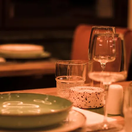 Hotel покрит 3*